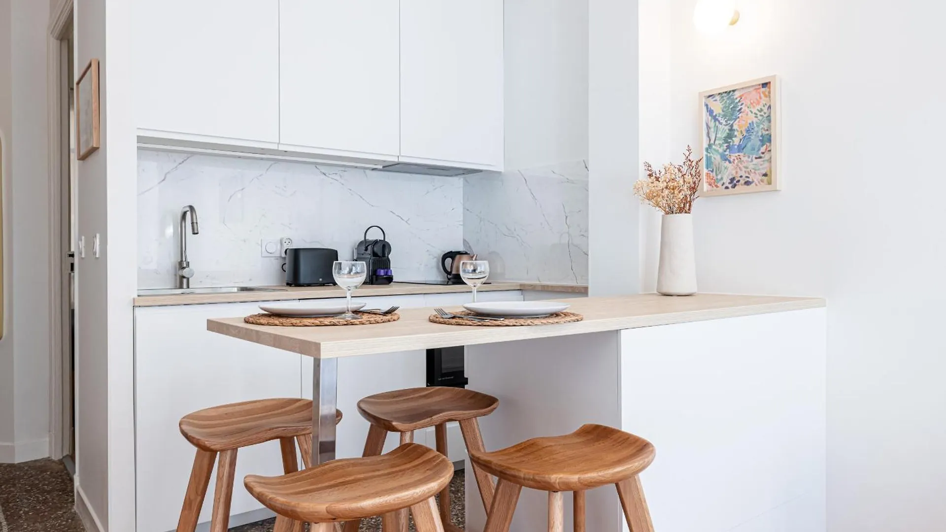 10 Amiral 201 - Magnifique Apt - 2 Chambres - Centre-Ville Nice Apartment